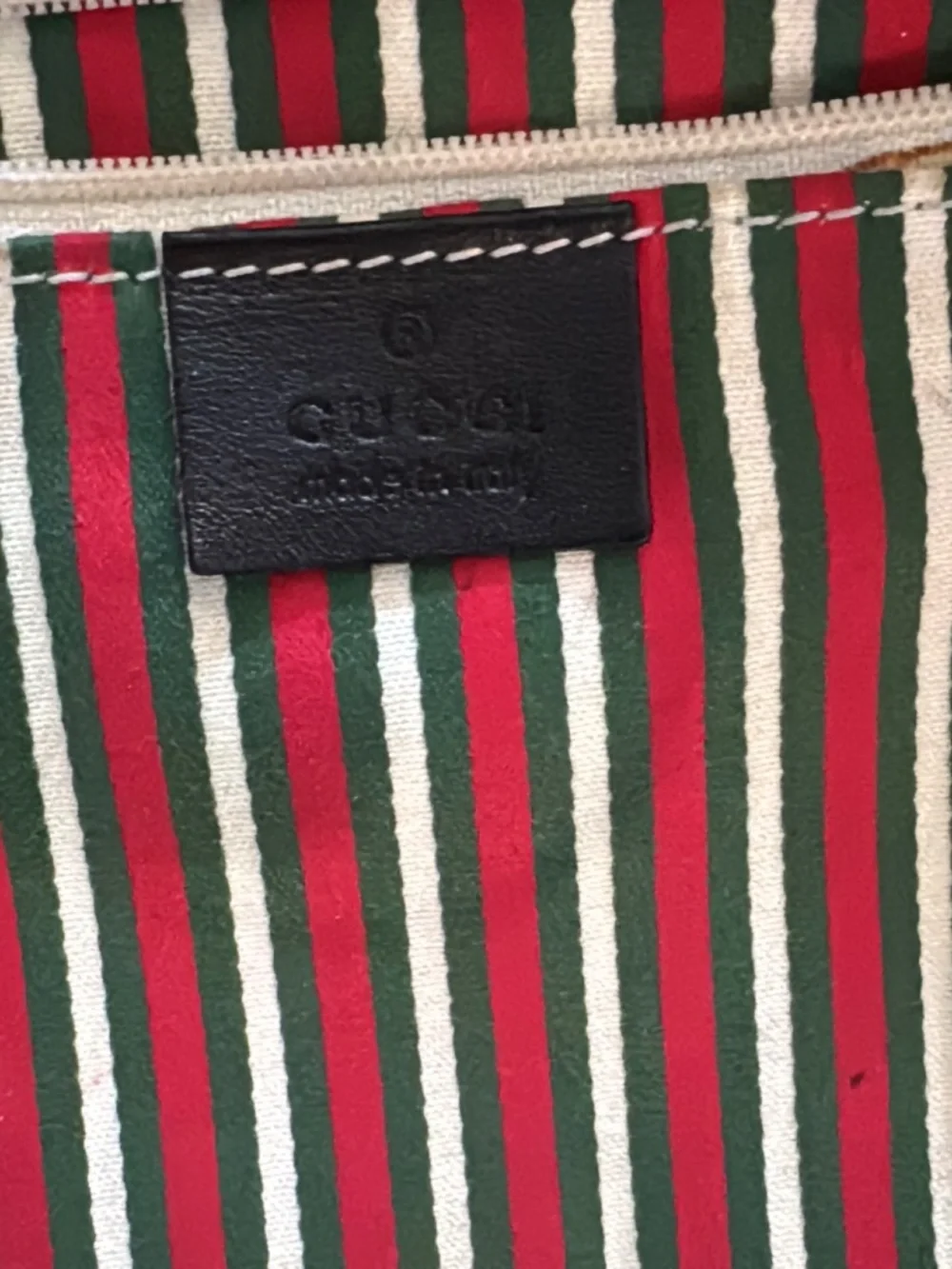 Gucci Medium Britt Hobo Shoulder Bag Black Monogrammed Canvas Gold Tone Hardware - Picture 10 of 11